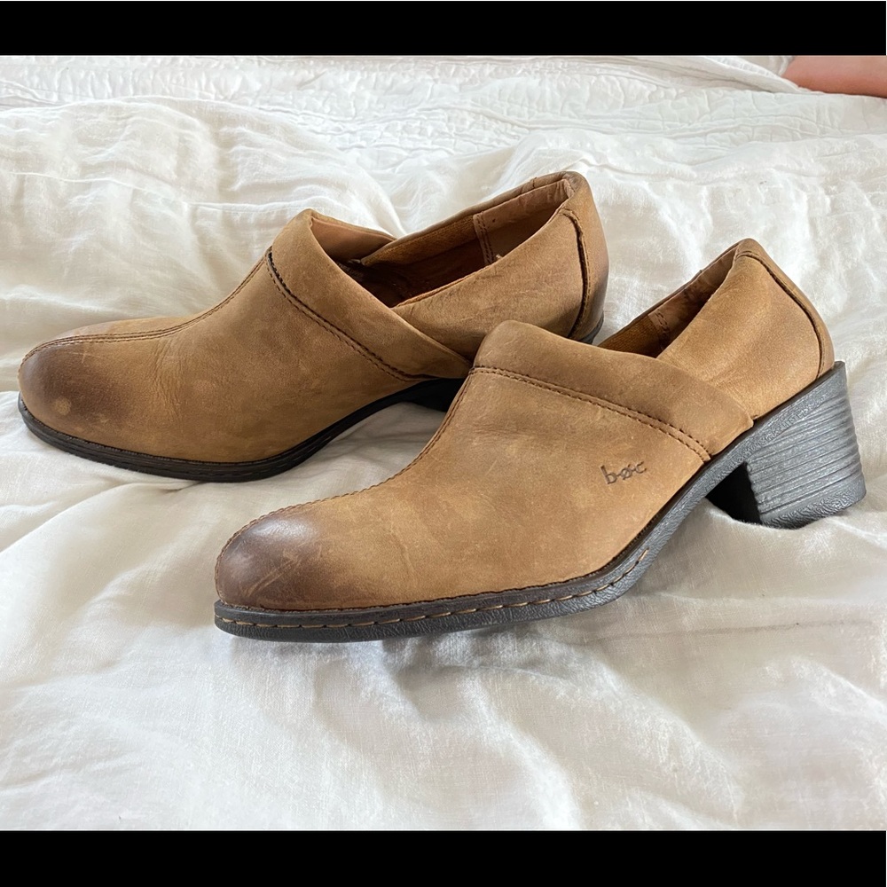 4/$20 B.o.c. Leather Heeled Bootie size  9